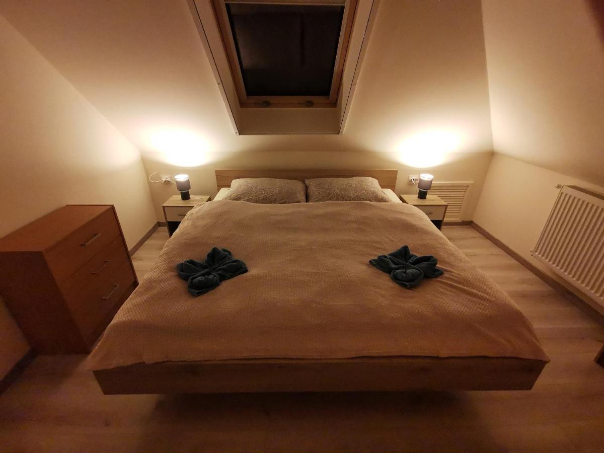 Sokristaly Vendeghaz Hotell Demjén Exteriör bild